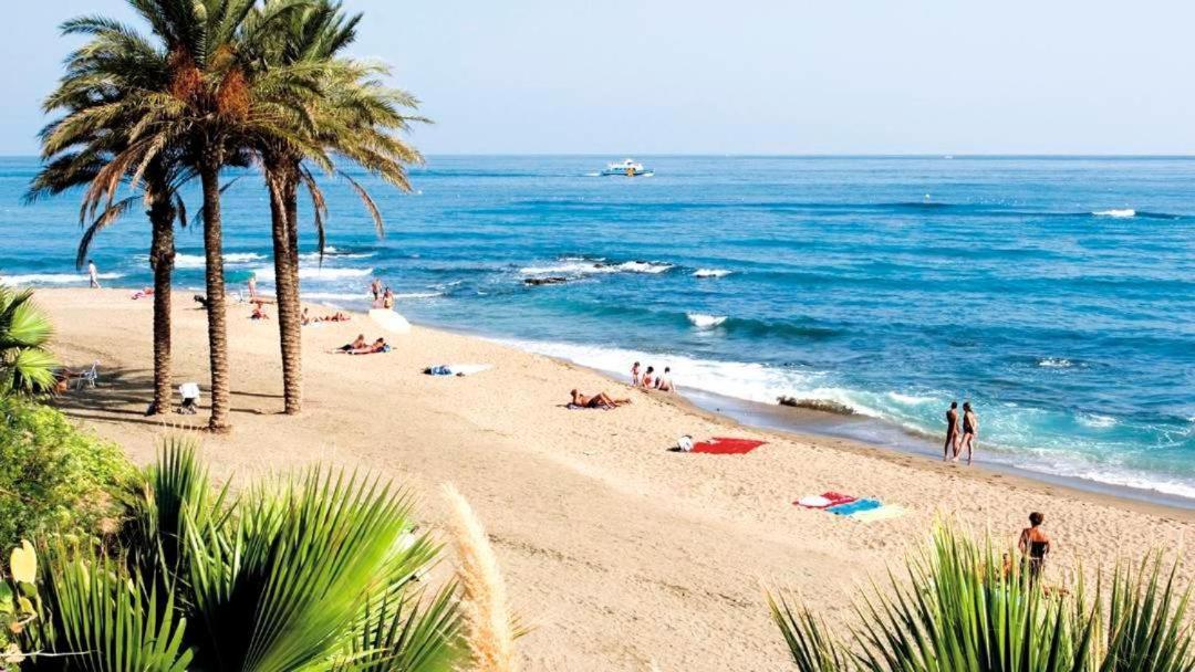 Apartamento Con Gran Terraza Junto A La Playa Торремолінос Екстер'єр фото